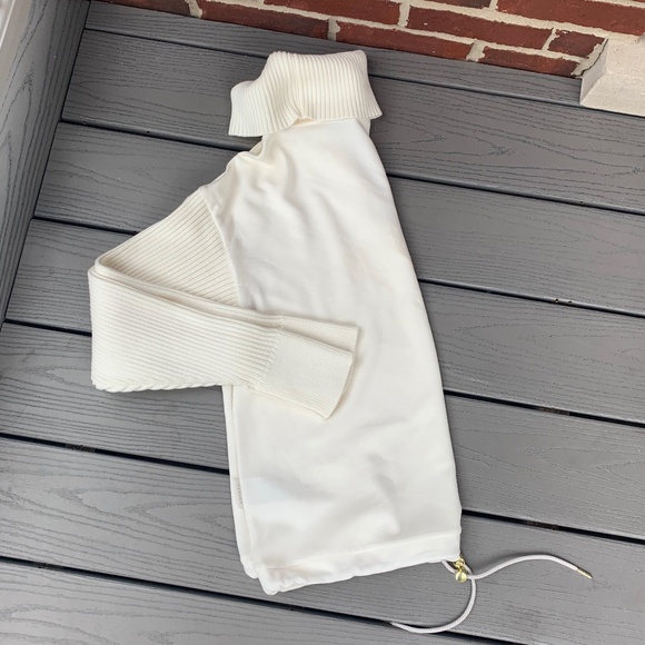 Varley Hannah Cowl Neck Sweatshirt - Picture 11 of 13